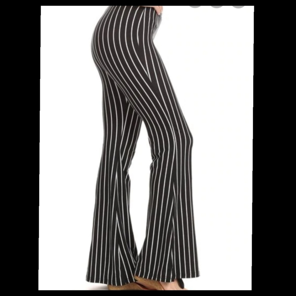 Leggings Depot black/white stripe leggings Sz S